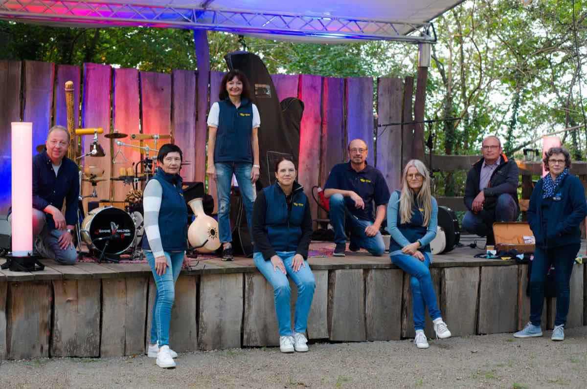 Musiker auf der Naturbühne